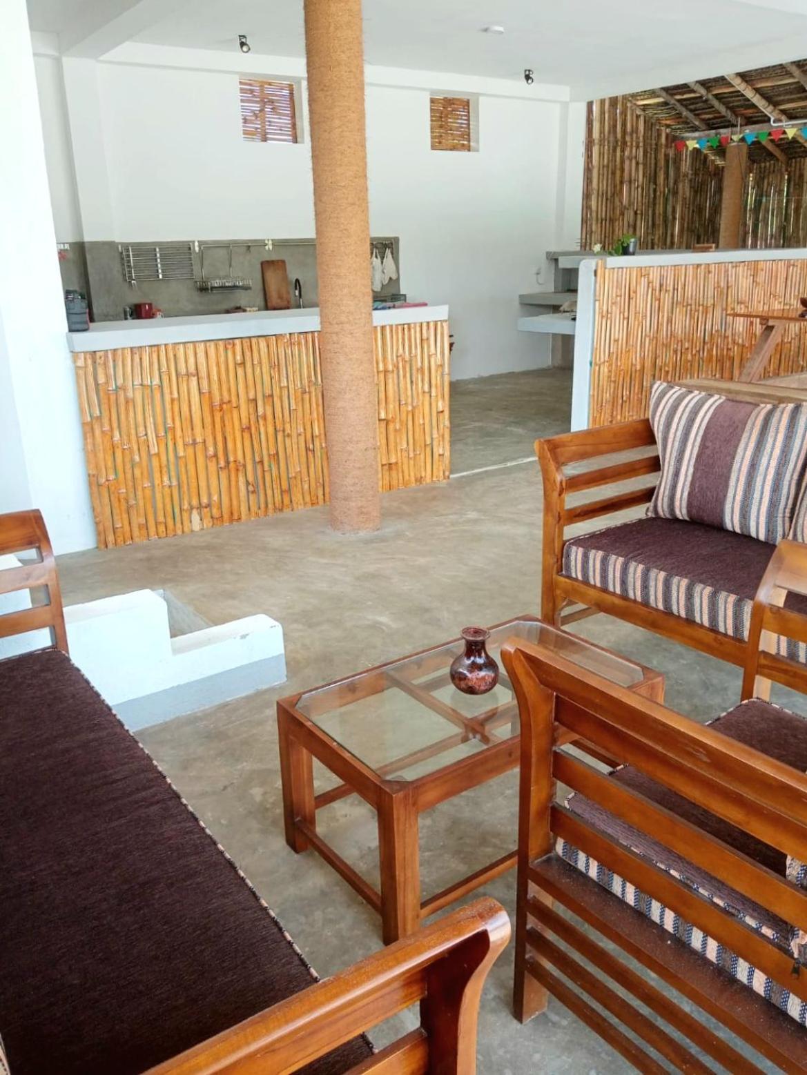 Sri Lanka Surf Villa Domus Graziella อาฮานกามา ภายนอก รูปภาพ